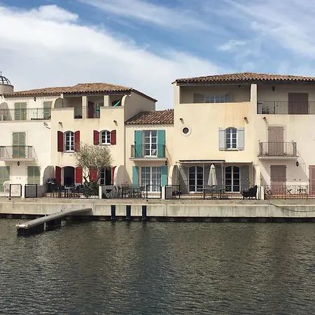 Marina *
